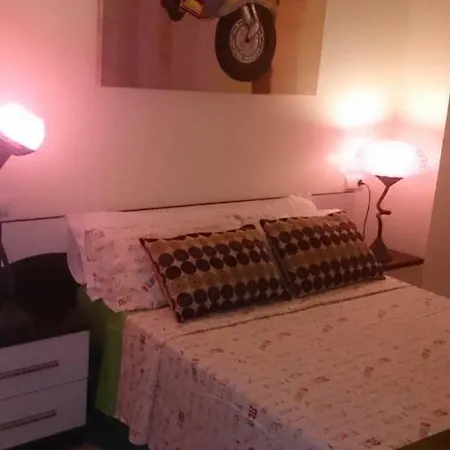 Апартаменты Apartamento Mondrian